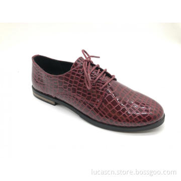 Ladies PU Perforated Wingtip Lace up Flats Shoes